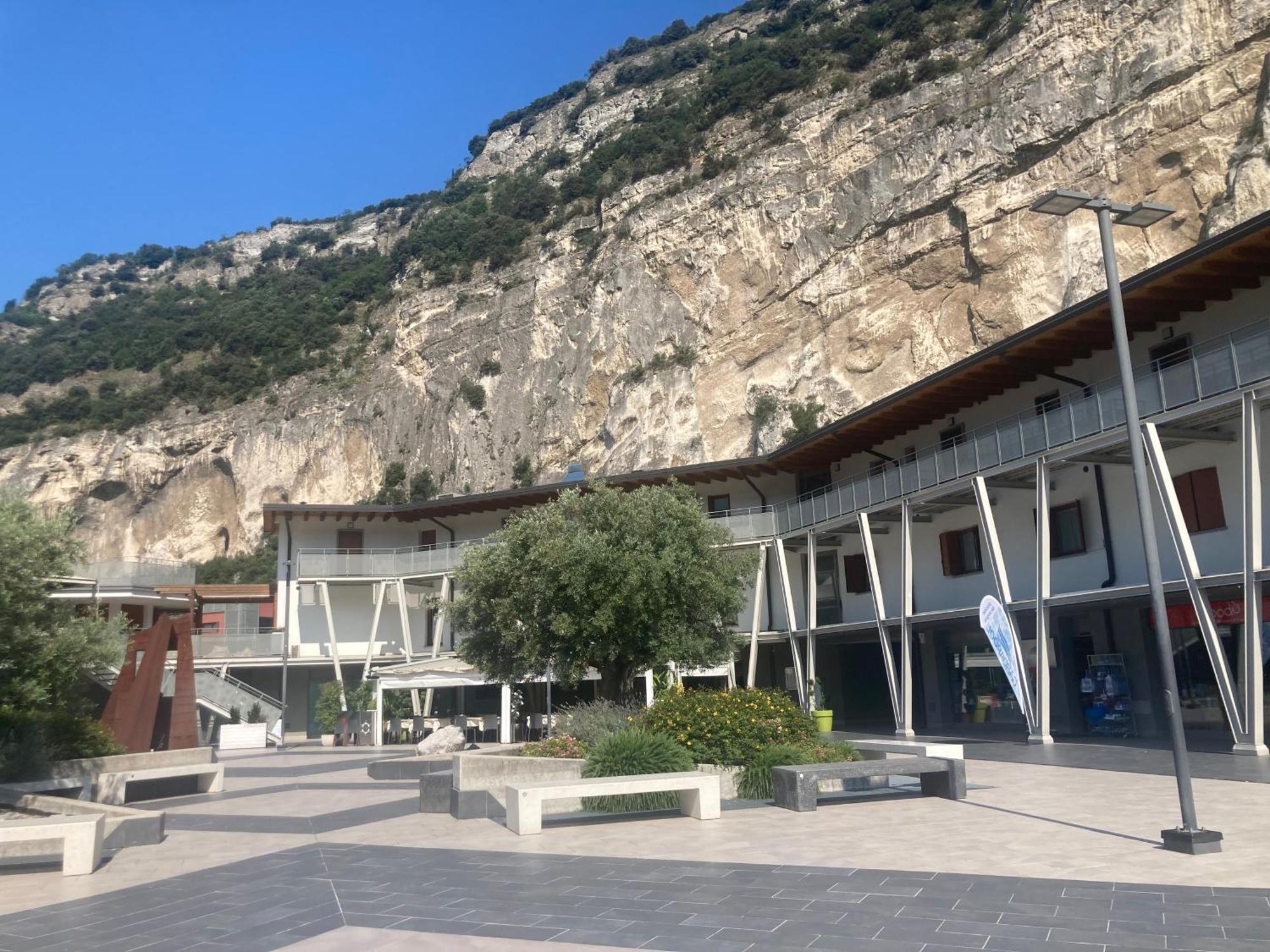 Outdooredo Garda Torbole Torbole Sul Garda Dış mekan fotoğraf